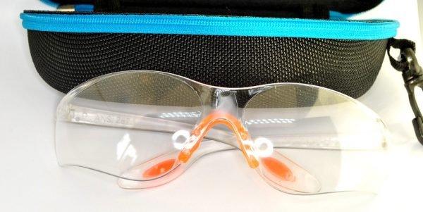 Ochelari de protectie cu husa plastic